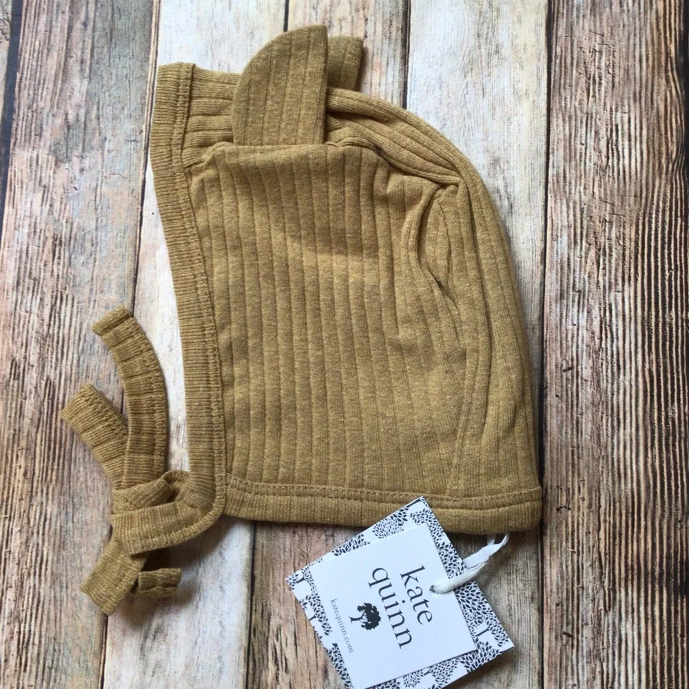 NWT Kate Quinn Ochre Bear Hat